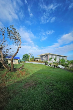 Exterior - Michael's Homestay - Farm Villa near Patar Beach & Bolinao Falls (Bolinao)
