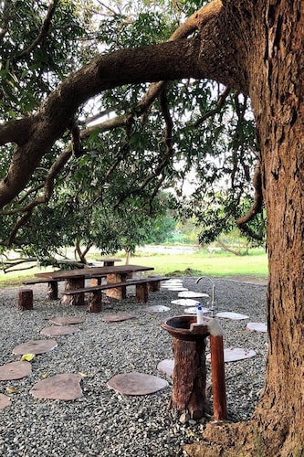 Michael's Homestay - Farm Villa near Patar Beach & Bolinao Falls