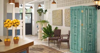 1001 Nights Boutique Inn