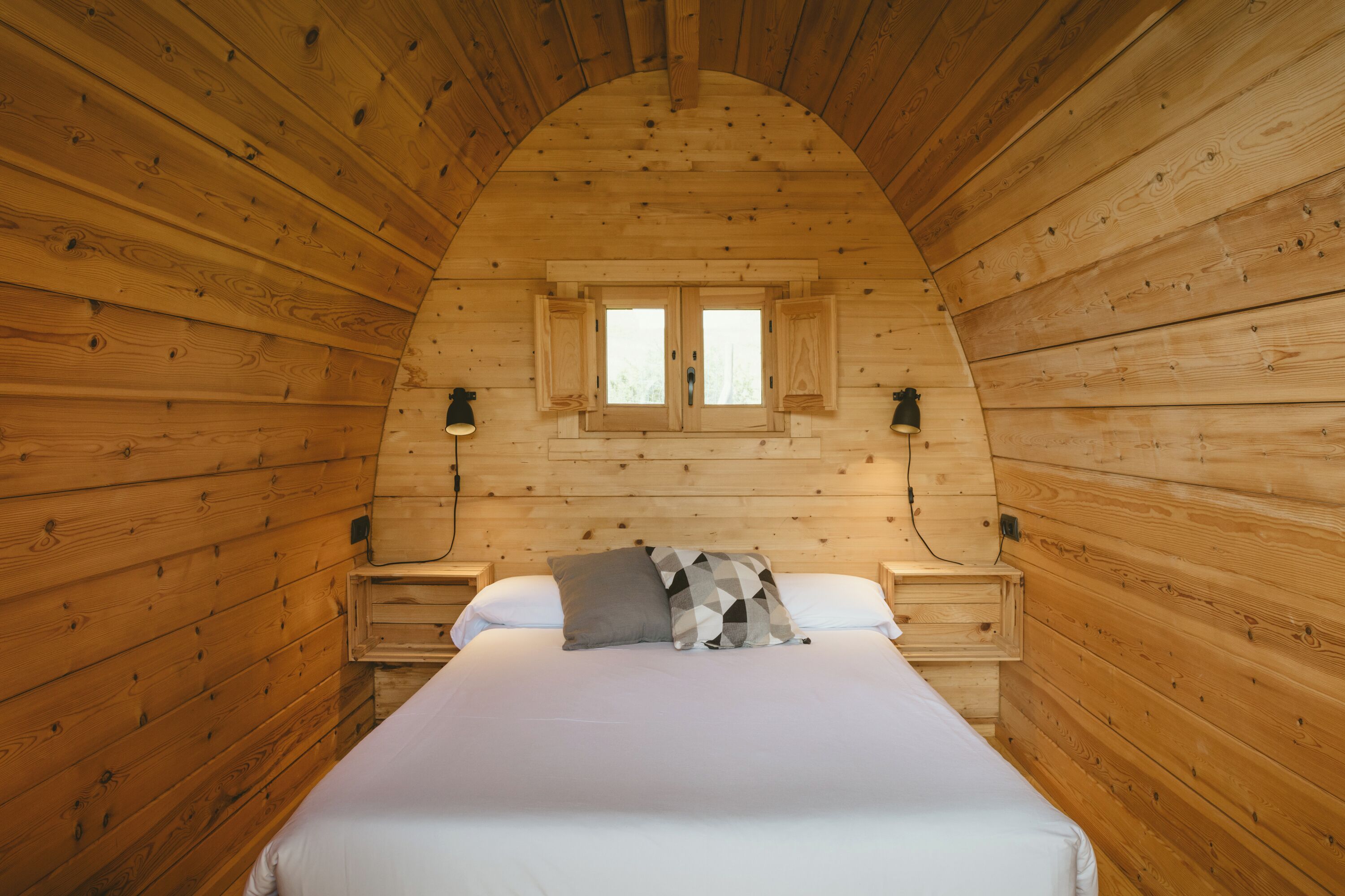 Basic Cabin, Mountain View