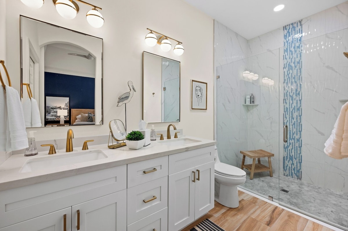 Photo 16 of StayNaples: Screened, Heated Private Pool, w/Outdoor Seats near Vanderbilt Beach