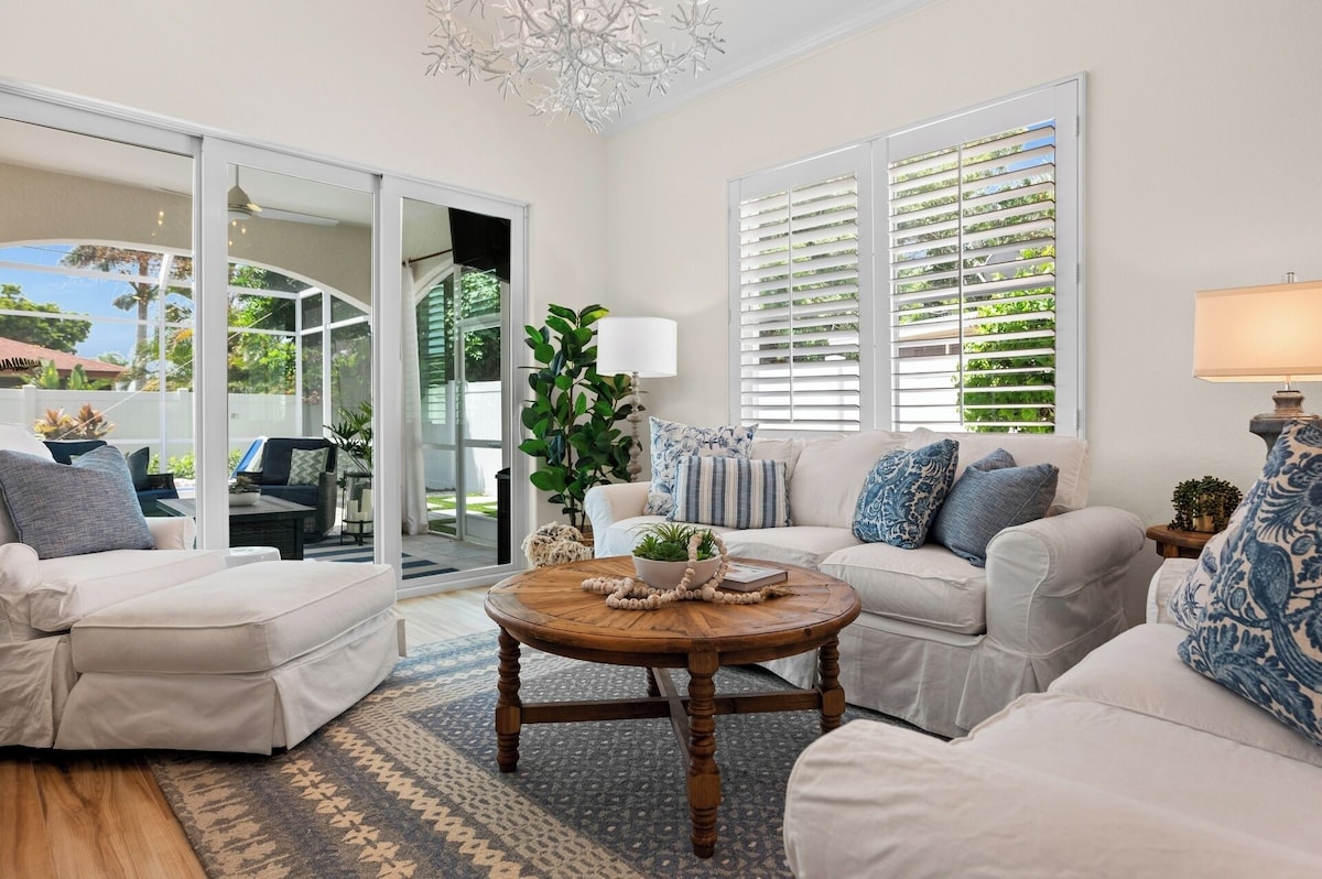 Photo 9 of StayNaples: Screened, Heated Private Pool, w/Outdoor Seats near Vanderbilt Beach