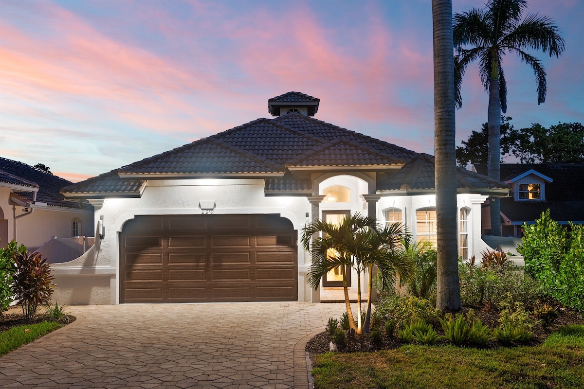 Photo 25 of StayNaples: Screened, Heated Private Pool, w/Outdoor Seats near Vanderbilt Beach