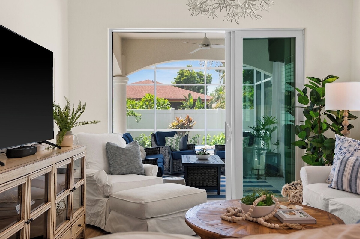 Photo 10 of StayNaples: Screened, Heated Private Pool, w/Outdoor Seats near Vanderbilt Beach