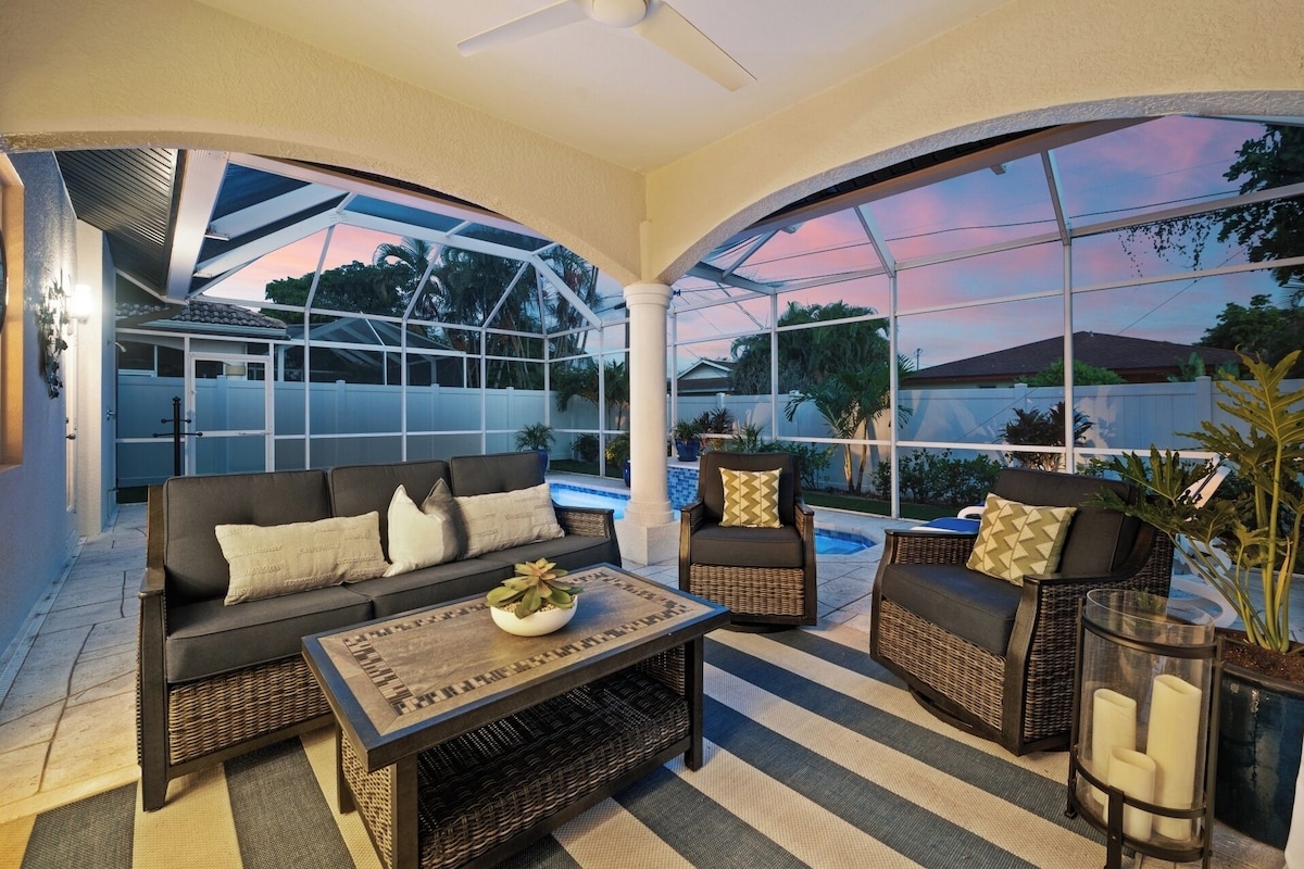Photo 11 of StayNaples: Screened, Heated Private Pool, w/Outdoor Seats near Vanderbilt Beach