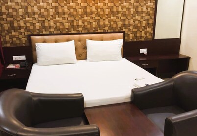 The Metropol Hotel Siwan
