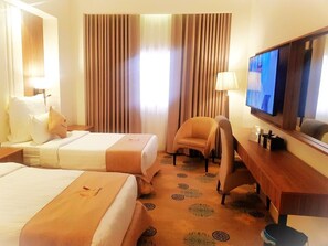 In-room safe, desk, laptop workspace, blackout curtains