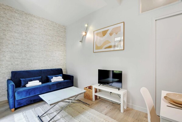 Apartment | Living area