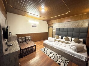 Free WiFi, bed sheets - Hotel Marvel International & Restaurant (Darjeeling)