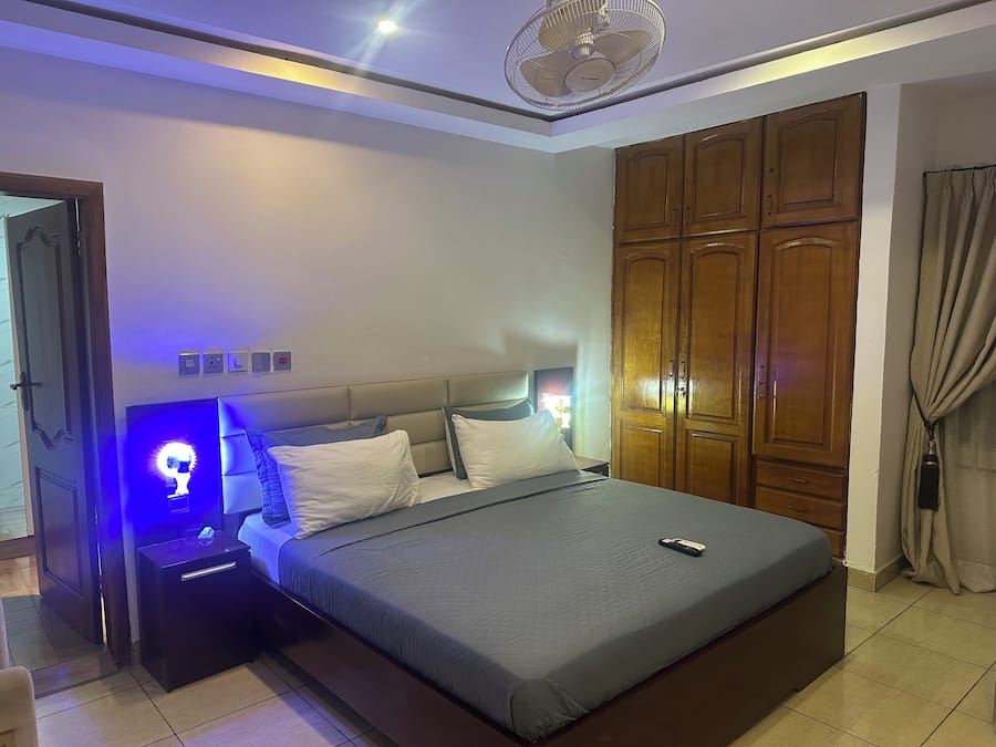 Deluxe Double Room, City View | Desk, laptop workspace, blackout drapes, iron/ironing board