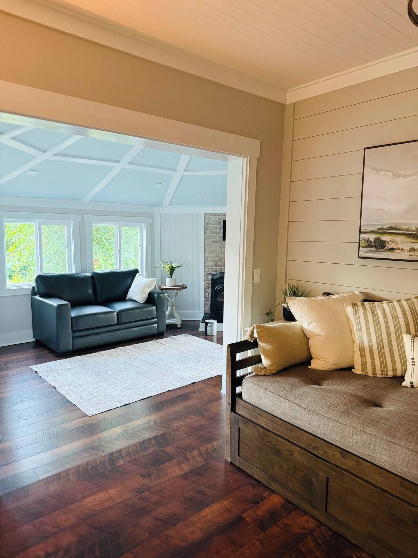 Smart TV, fireplace, offices