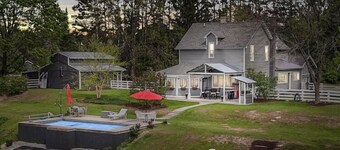 NEW! Farmhouse Therapy - Lake/Pool/Hot Tub/Kayaks