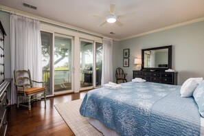 4 chambres, accès au Wi-Fi (inclus), literie fournie