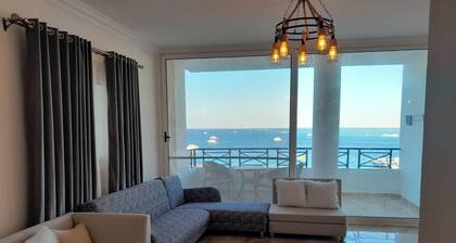 Sea view apartment 3 bedrooms in Hurghada Red Sea Governorate with AC