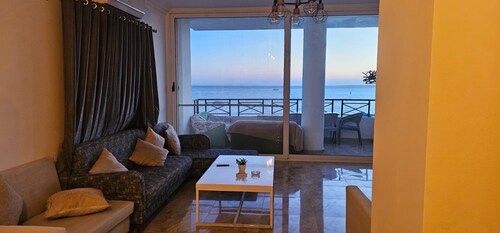 Sea view apartment 3 bedrooms in Hurghada Red Sea Governorate with AC