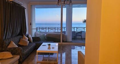 Sea view apartment 3 bedrooms in Hurghada Red Sea Governorate with AC