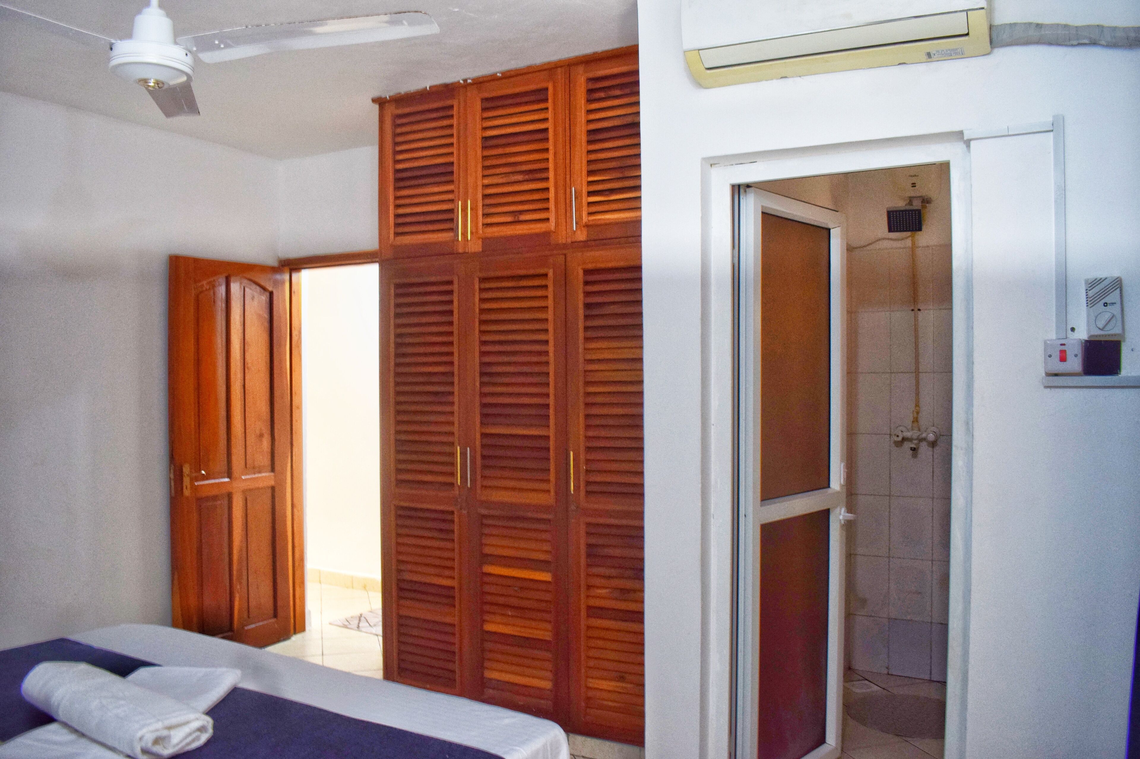 1 bedroom, iron/ironing board, WiFi