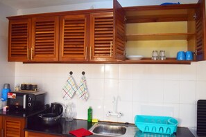 Microwave, oven, stovetop