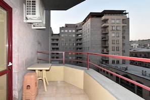 Apartment, 2 Schlafzimmer, Balkon | Balkon