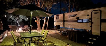 Cozy Hill Country Bear Retreat