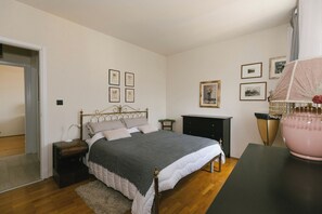 2 camere, ferro/asse da stiro, Wi-Fi, lenzuola