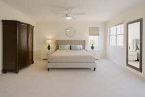 5 bedrooms, desk, iron/ironing board, travel cot - Allura Del Mar Heights Pet-Friendly 5BR Retreat (San Diego)