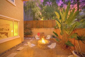 Terrace/patio - Allura Del Mar Heights Pet-Friendly 5BR Retreat (San Diego)