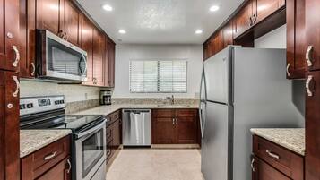 Apartment | 2 bedrooms, Internet