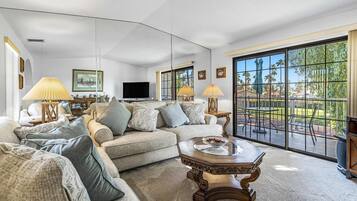 Apartment | 2 bedrooms, Internet