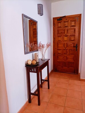 House, 2 Bedrooms, Balcony, Garden View | Interior