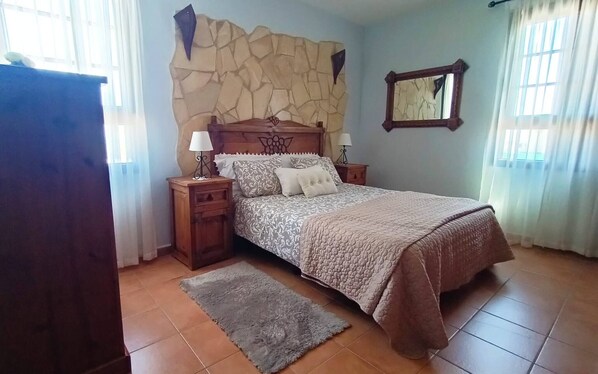 2 bedrooms