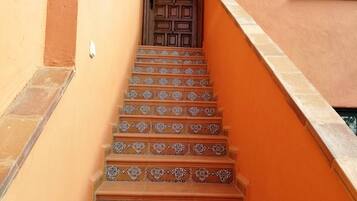 Casa, 2 dormitoris, balcó, vistes al jardí | Detall de l'exterior