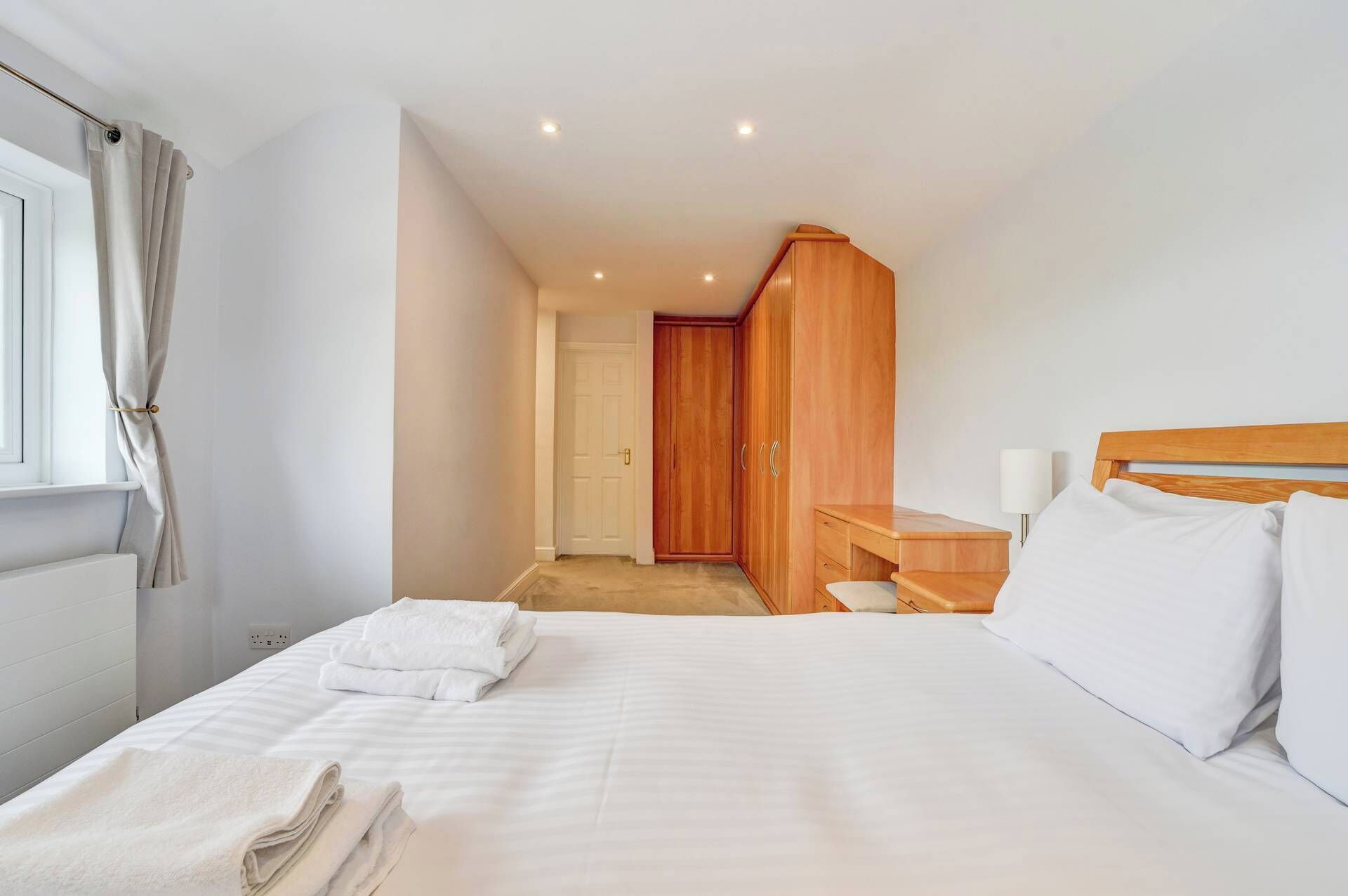 4 Schlafzimmer, Bügeleisen/Bügelbrett, Internetzugang, Bettwäsche