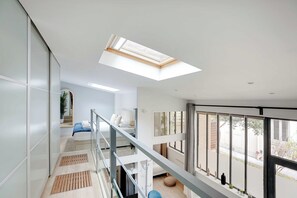 Apartment | 3 bedrooms, laptop workspace, iron/ironing board, bed sheets