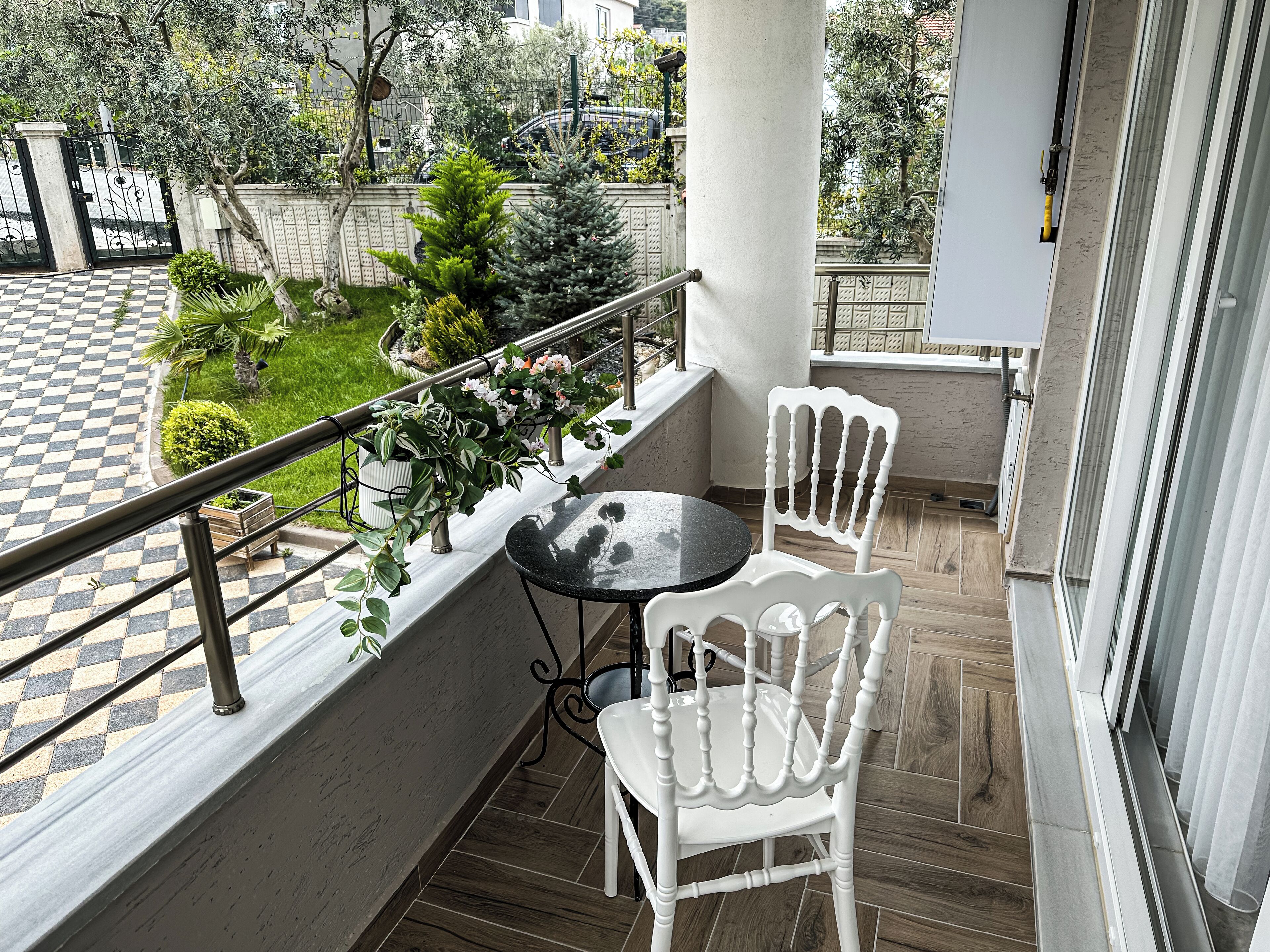 Appart'hôtel Familial, 2 chambres, cuisine, vue jardin | Terrasse/Patio