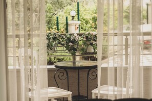 Appart'hôtel Familial, 2 chambres, cuisine, vue jardin