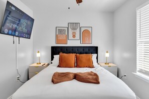 3 chambres, fer et planche Ă repasser, Wi-Fi, draps fournis