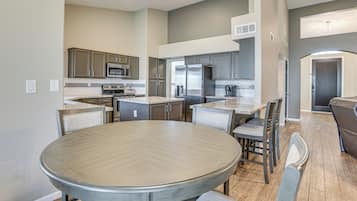 Casa (3 Bedrooms) | Parte interna