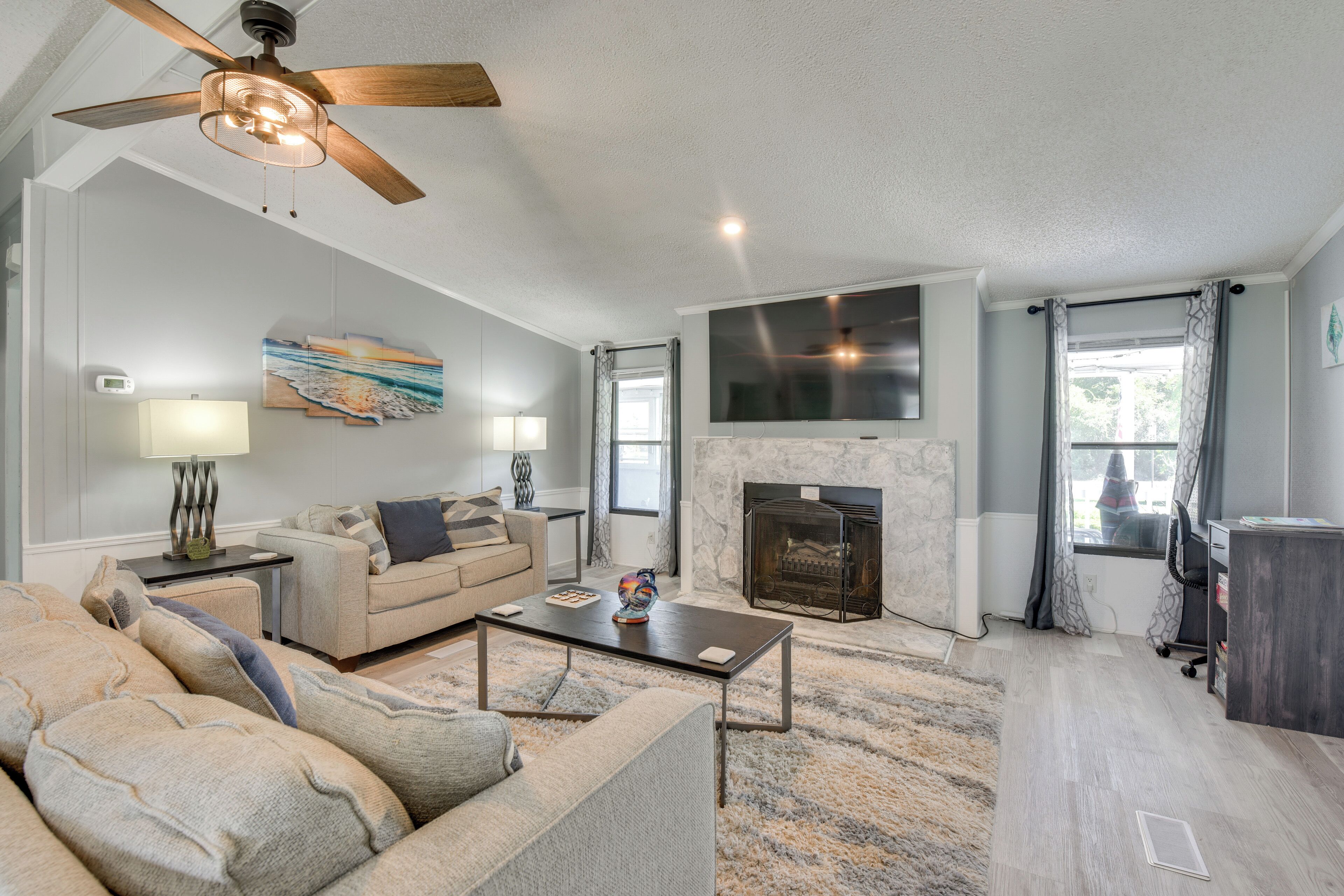 House (3 Bedrooms) | Front of property