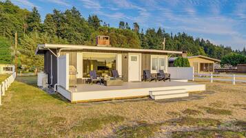 House (1 Bedroom) | Interior