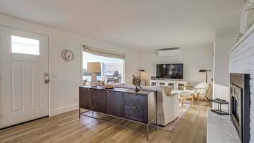 House (1 Bedroom) | Interior