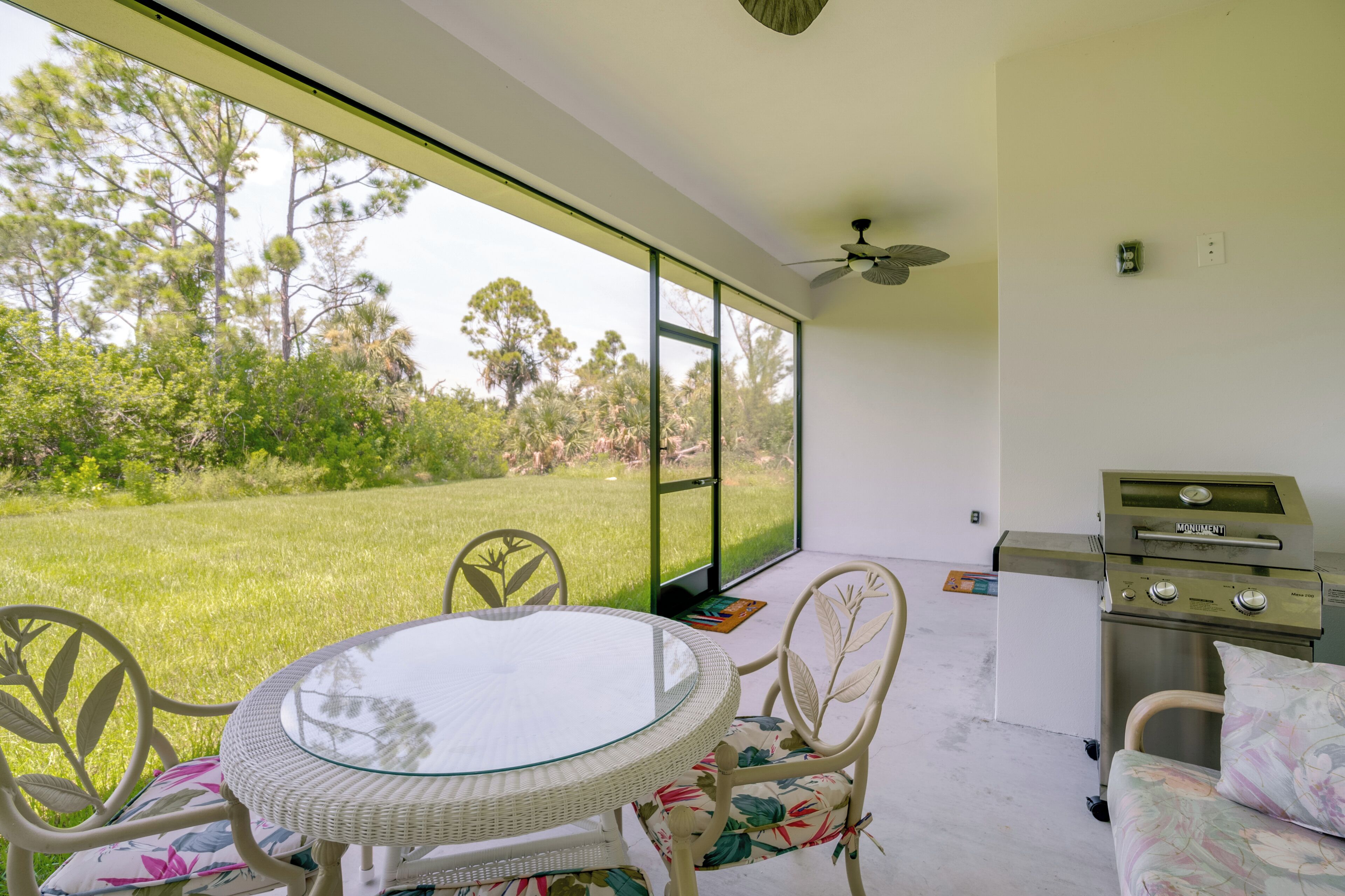 House (3 Bedrooms) | Front of property