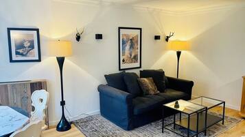 Standard Apartment | Living area