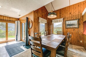 House (3 Bedrooms) | Interior - Ski, Hike & Fish: Mtn-view Maggie Valley Retreat (Maggie Valley)