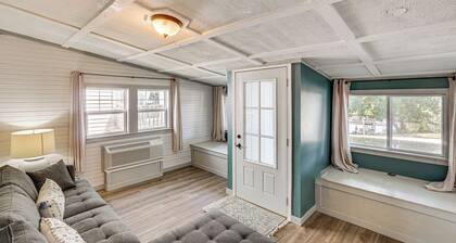 Steps to Water: Lake of the Ozarks Getaway