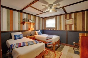 House (2 Bedrooms) | Interior - 'cedar Pointe' - Peaceful Lake Cabin in Odessa (Odessa)