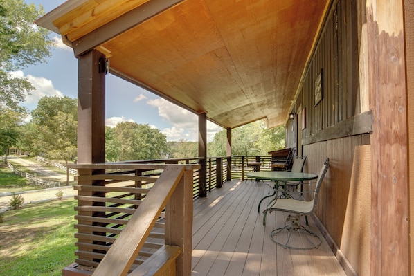 House (2 Bedrooms) | Interior - 'cedar Pointe' - Peaceful Lake Cabin in Odessa (Odessa)