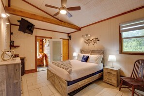 House (5 Bedrooms) | Interior - 'bayview' - Lakefront Family Cabin in Odessa! (Odessa)