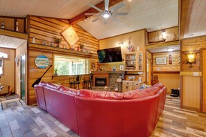 House (5 Bedrooms) | Interior - 'bayview' - Lakefront Family Cabin in Odessa! (Odessa)