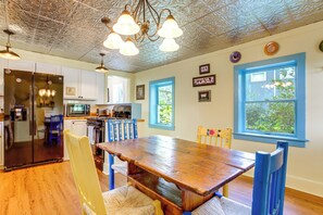 House (3 Bedrooms) | Interior - Charming Victorian Farmhouse on Historic Main St (Trappe)